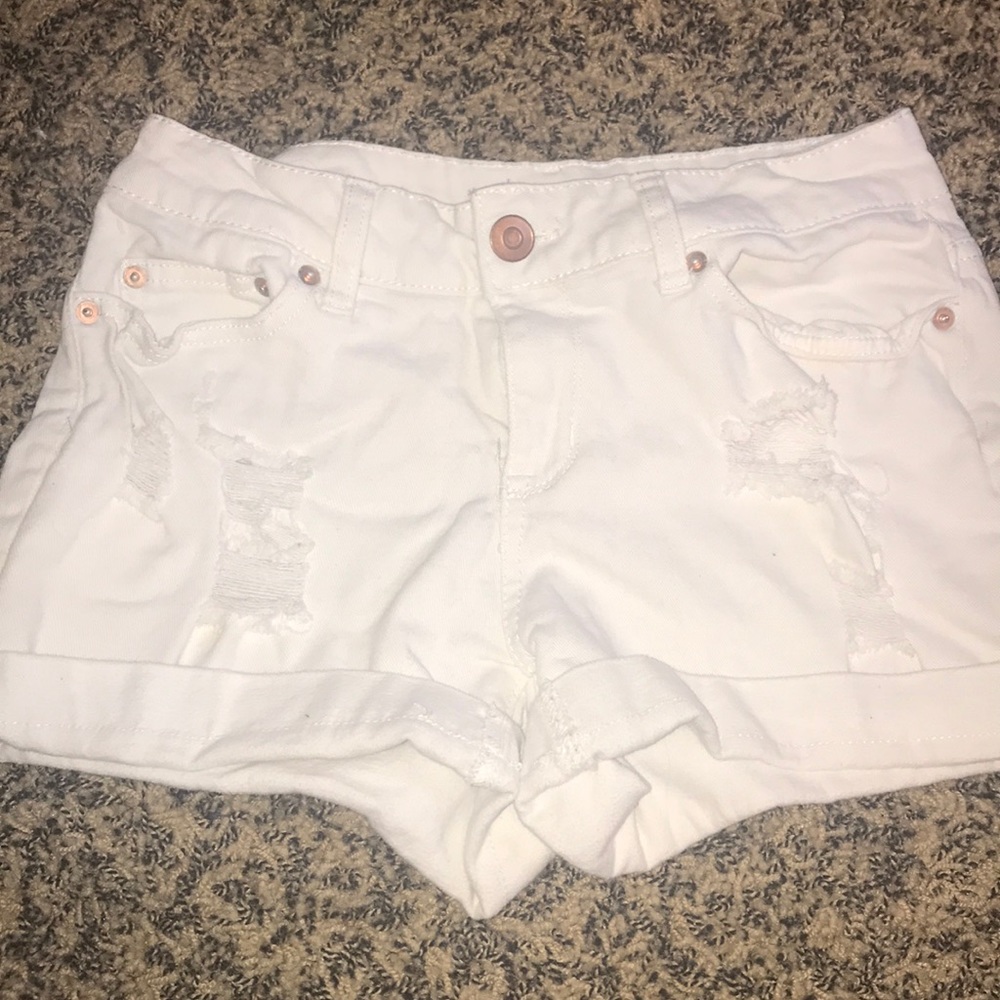 Good fit looks great with any top.